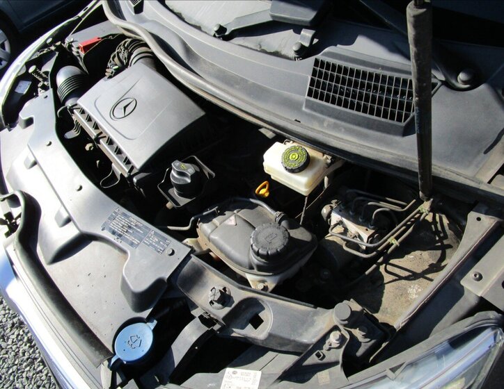 Mercedes-Benz Třídy V Kombi 2,1 l 140 kw