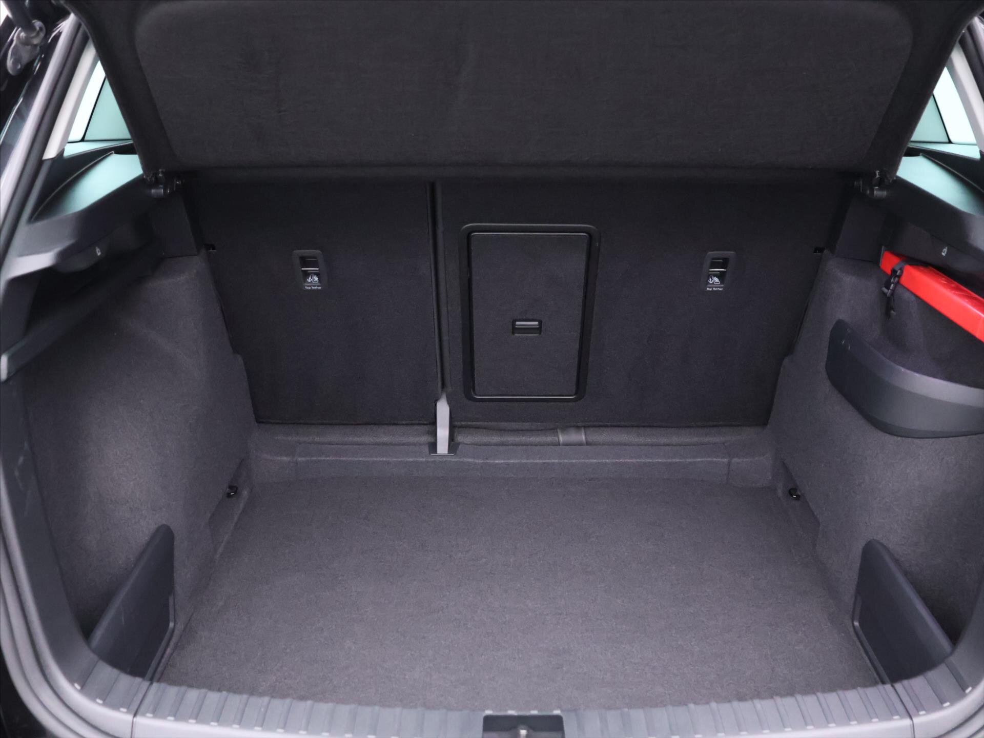 Škoda Karoq SUV / Terénní 2,0 l 85 kw