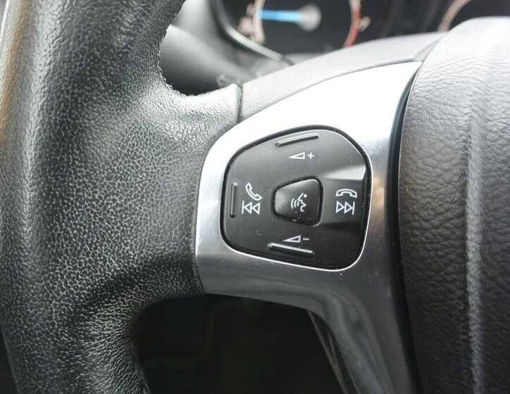 Ford Fiesta Hatchback 998,0 74 kw