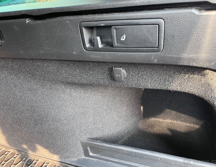 Volkswagen Passat Kombi 0,0 140 kw