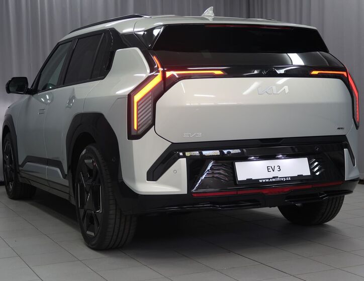 KIA EV3 6