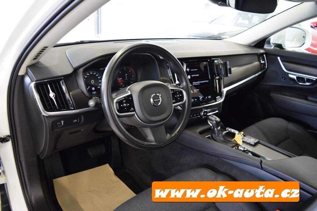 Volvo V90 Kombi 2,0 l 140 kw