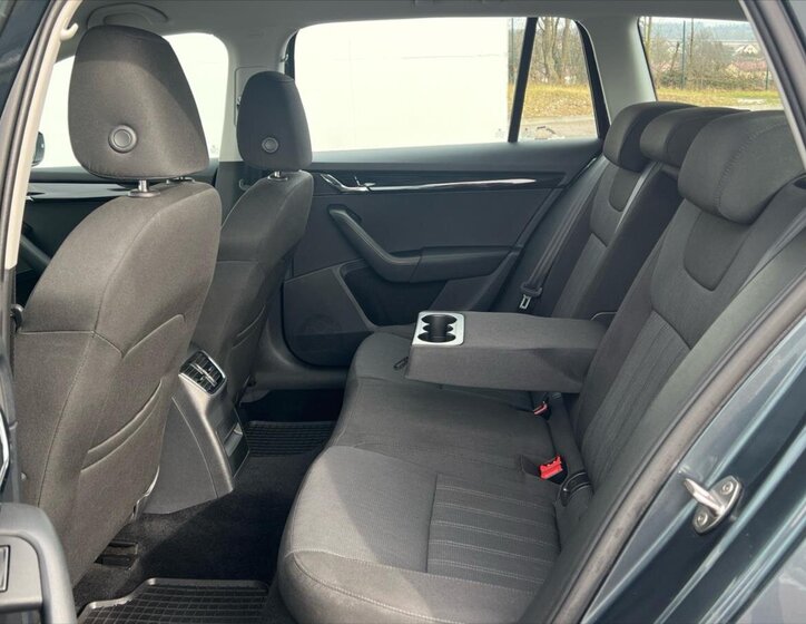 Škoda Octavia Kombi 2,0 l 110 kw