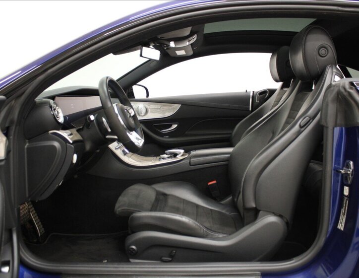 Mercedes-Benz Třídy E Kupé 2,0 l 143 kw