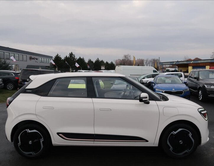 Dongfeng Box Hatchback 0,0 70 kw