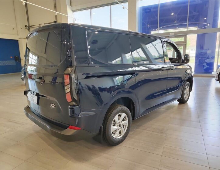Ford Transit Custom Skříň 2,0 l 81 kw
