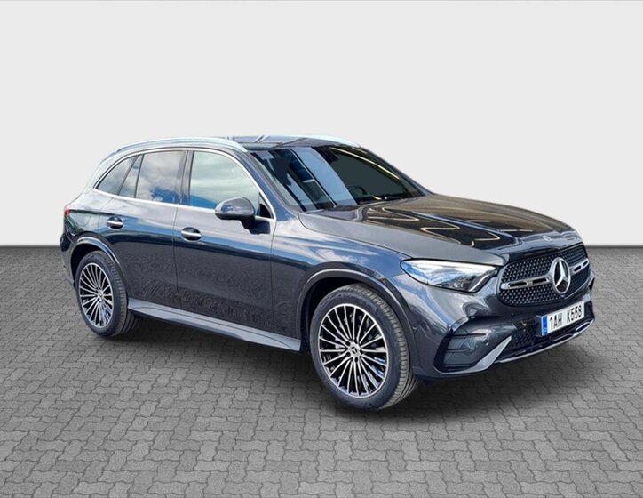 Mercedes-Benz GLC SUV 2,0 l 190 kw