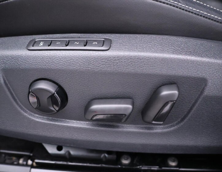 Škoda Superb Kombi 2,0 l 110 kw