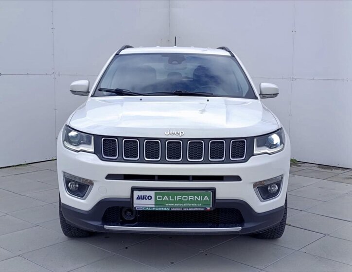 Jeep Compass SUV 2,0 l 125 kw