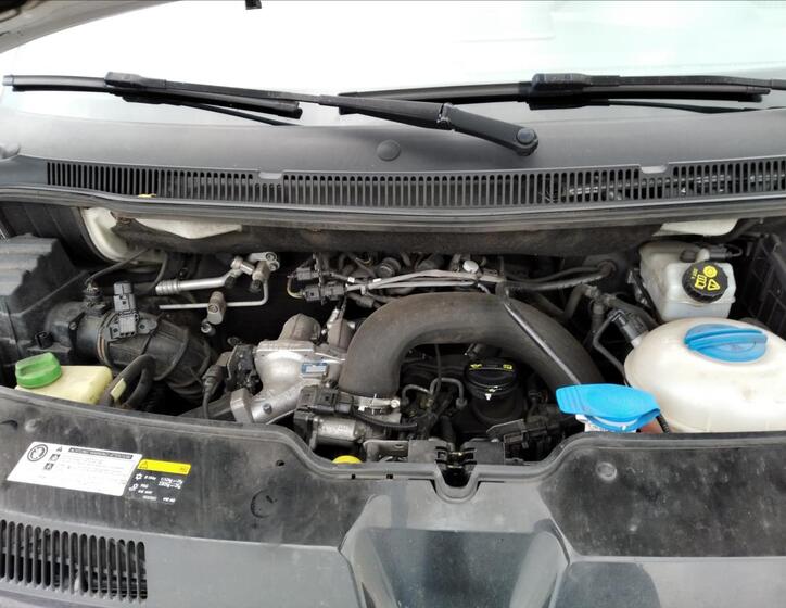 Volkswagen Multivan 15