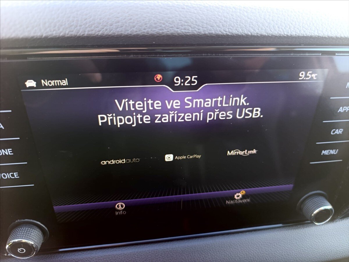 Škoda Karoq SUV / Terénní 2,0 l 110 kw