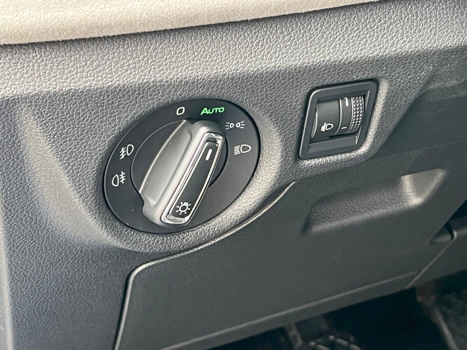 Škoda Scala Hatchback 1,0 l 85 kw