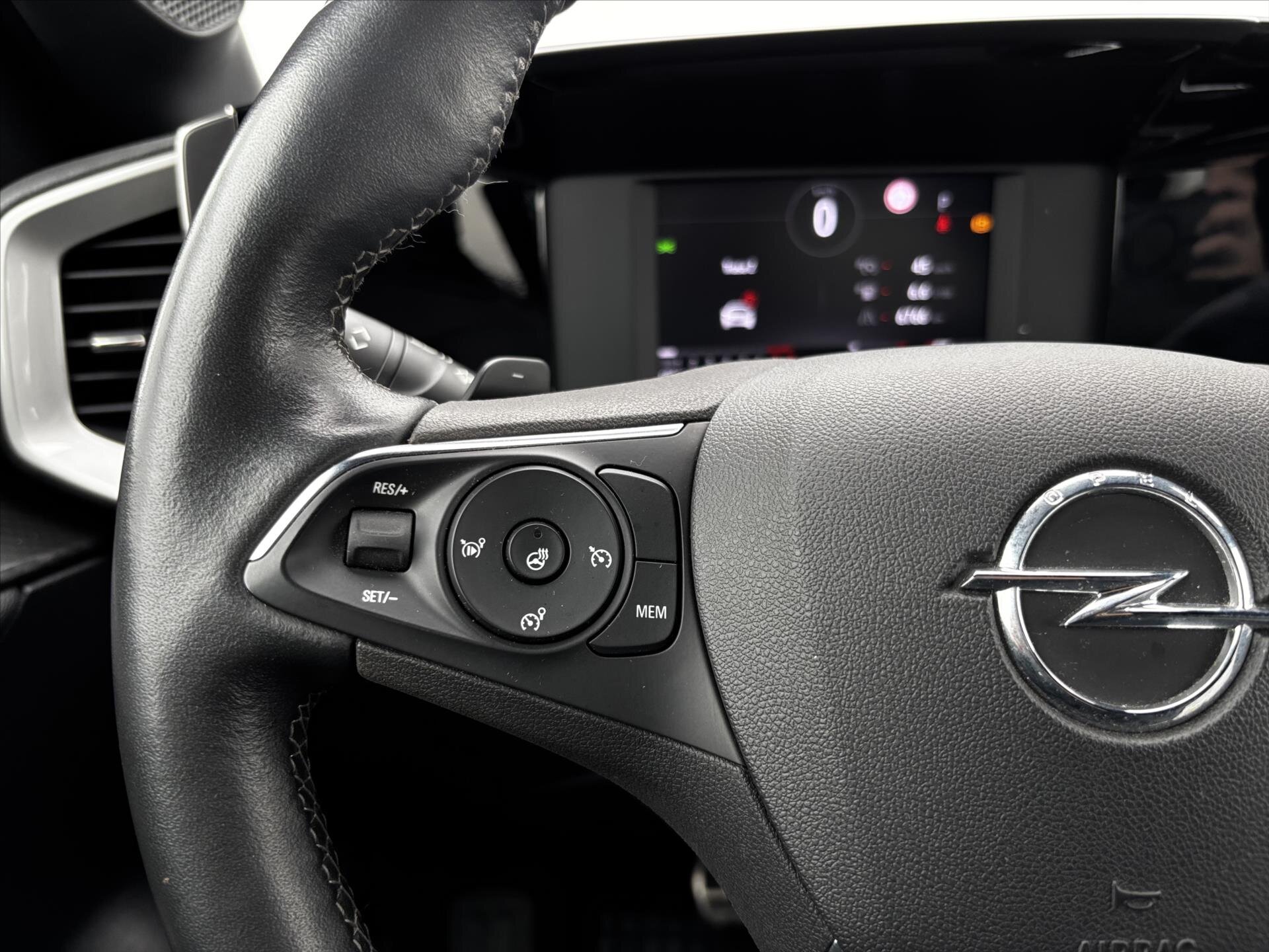 Opel Mokka SUV 1,2 l 96 kw