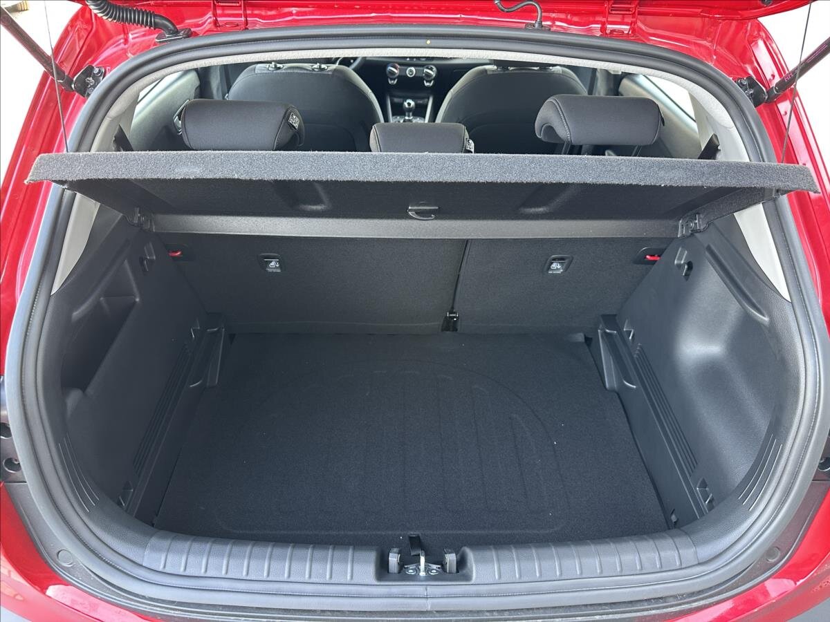 KIA Stonic CUV / Crossover 0,0 74 kw