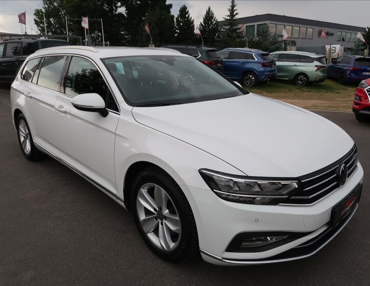 Volkswagen Passat 2