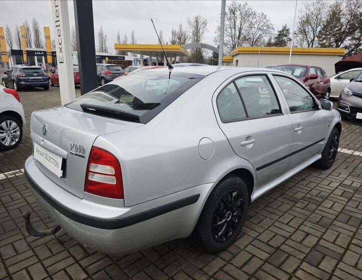 Škoda Octavia Liftback 1,6 l 75 kw