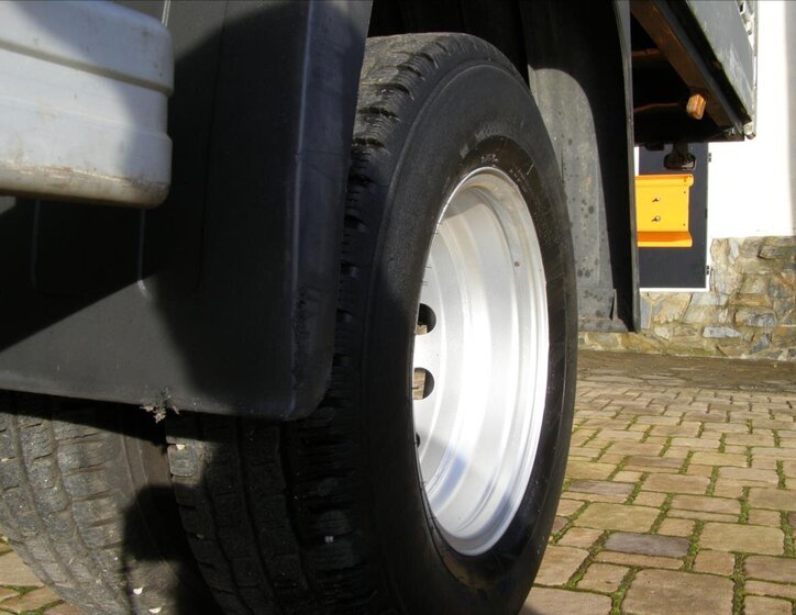 Iveco Daily Valník 2,8 l 107 kw