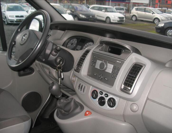 Opel Vivaro 7