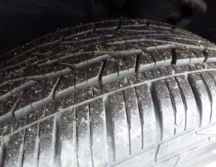 Citroën C-Crosser SUV 2,2 l 115 kw