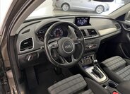 Audi Q3 6