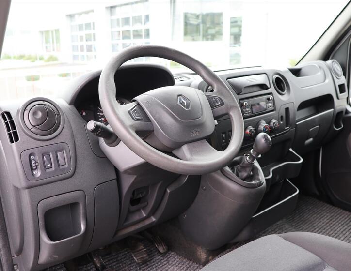 Renault Master 19