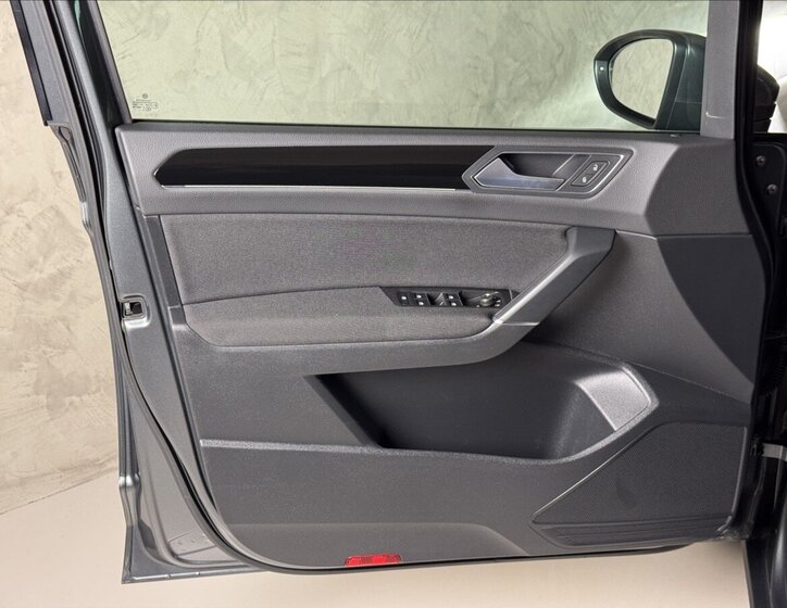 Volkswagen Touran MPV 2,0 l 110 kw