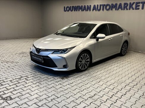 Toyota Corolla Sedan 1,6 l 97 kw