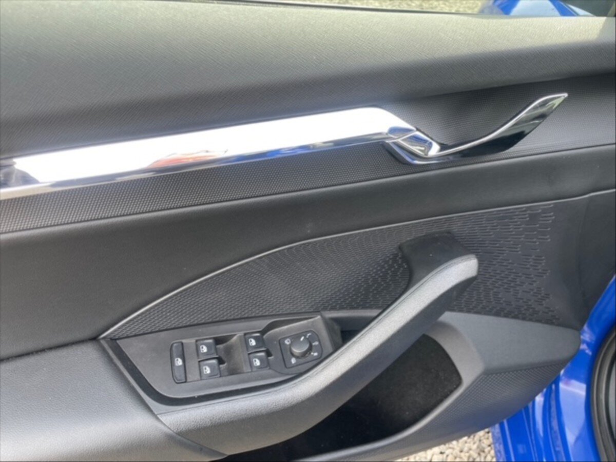 Škoda Octavia Sedan / Limuzína 1,5 l 110 kw