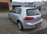 Volkswagen Golf Hatchback 1,2 l 77 kw