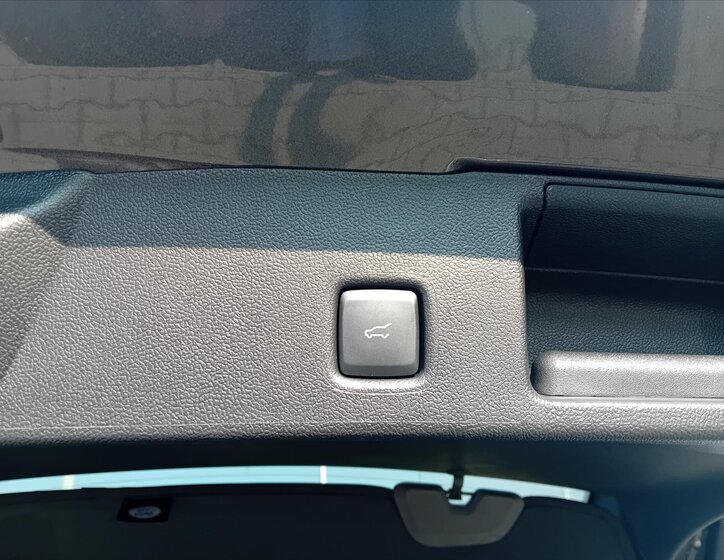 Ford Kuga SUV / Terénní 2,5 l 134 kw