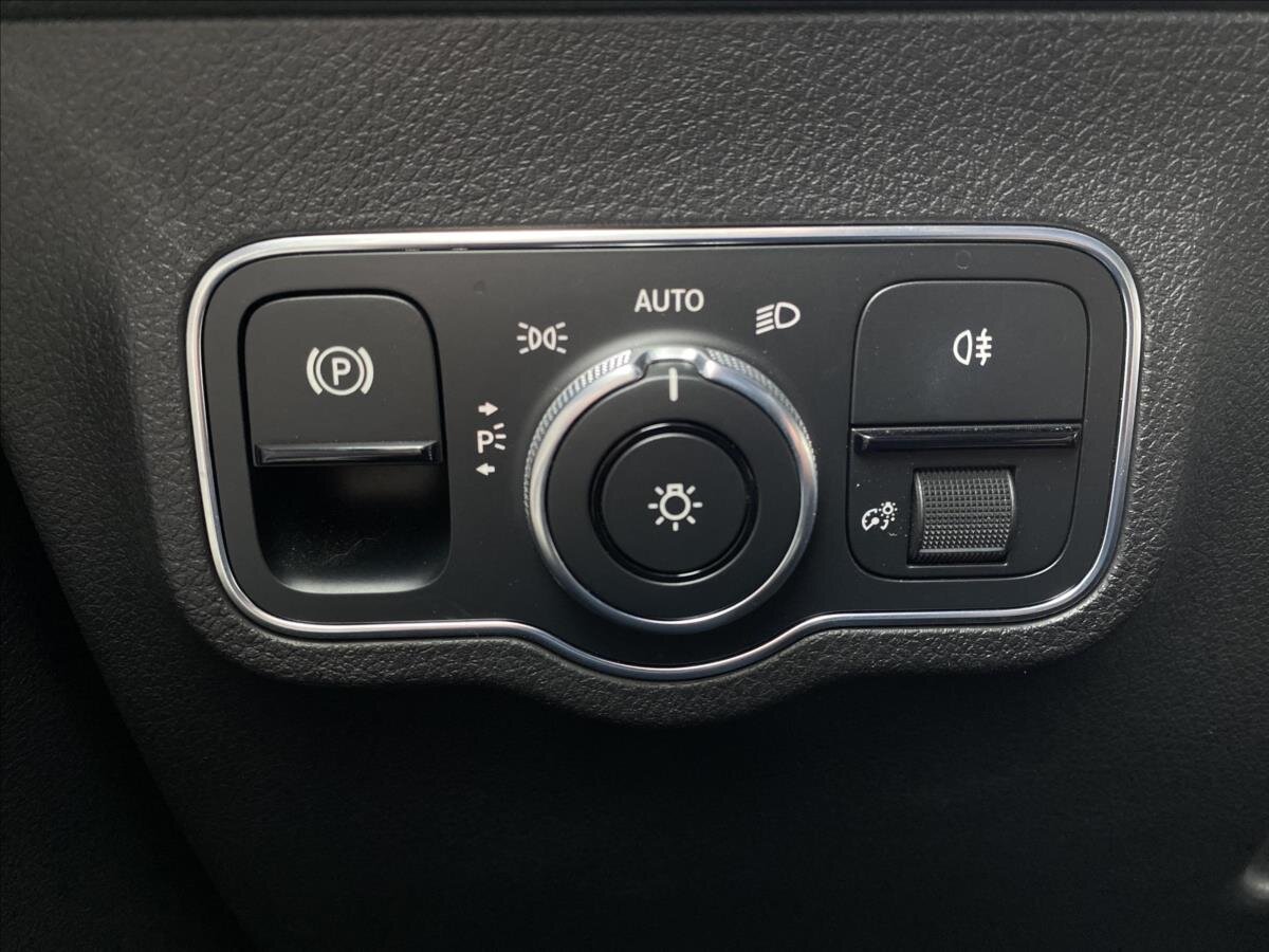 Mercedes-Benz GLB SUV 2,0 l 110 kw