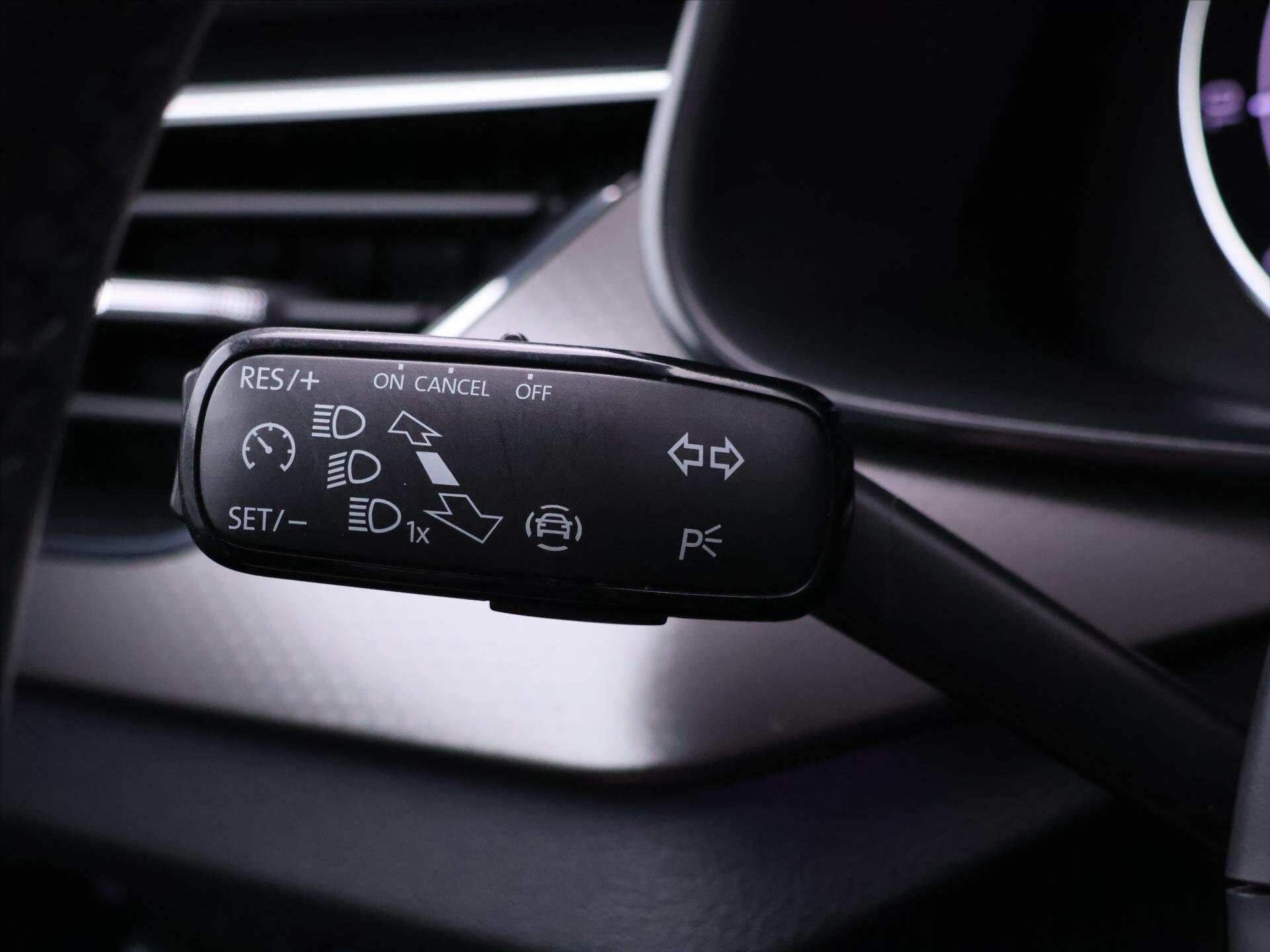 Škoda Kamiq SUV 999,0 70 kw