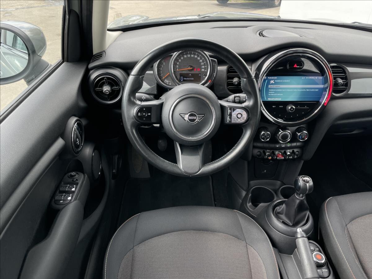 Mini Cooper Hatchback 1,5 l 100 kw