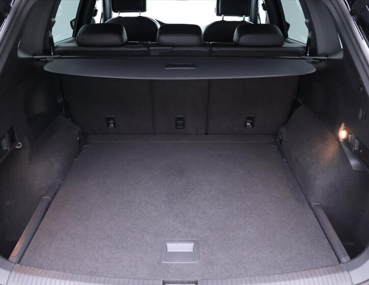 Volkswagen Tiguan Allspace 10