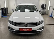 Volkswagen Passat 2