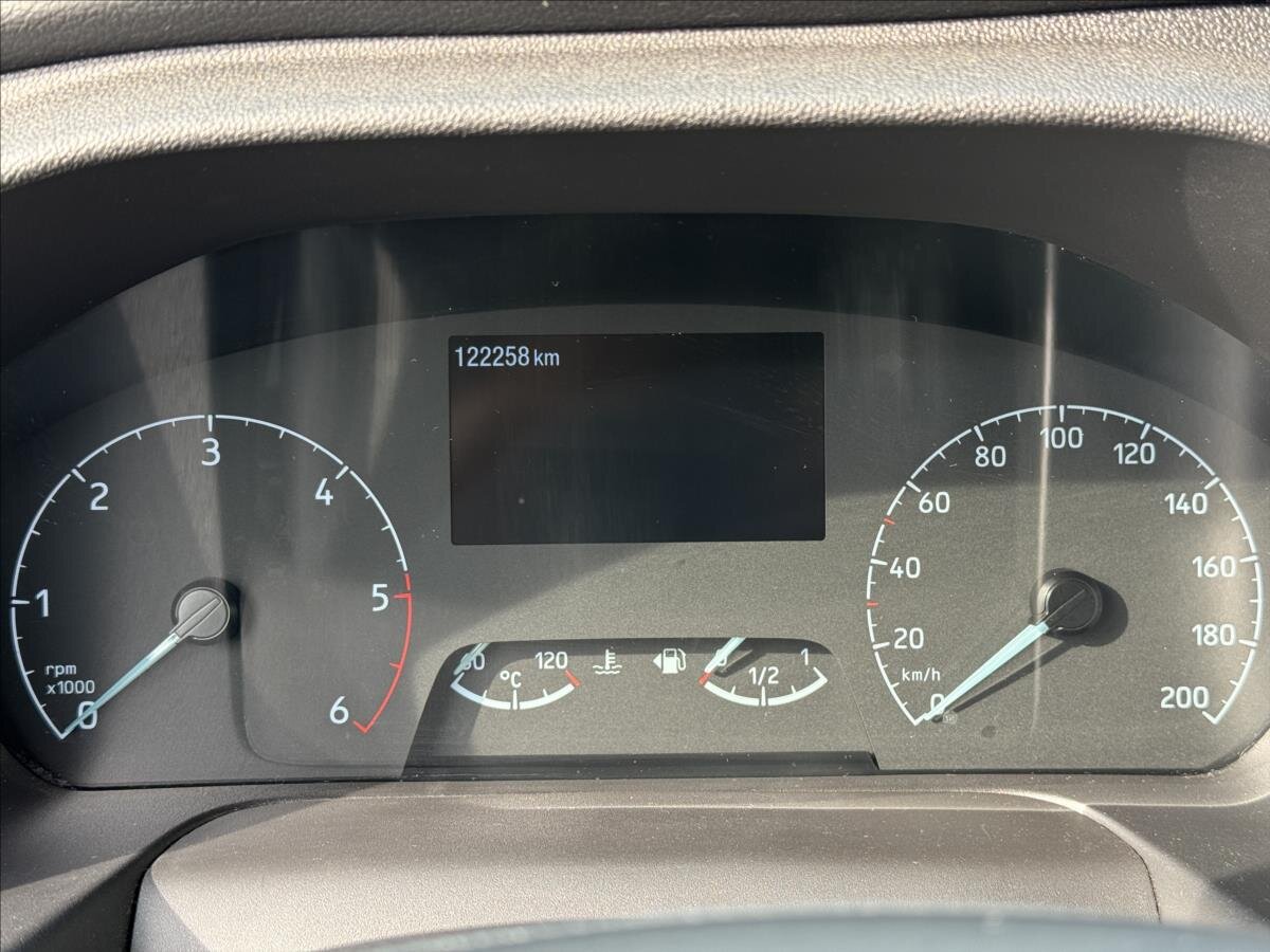 Ford Tourneo Custom MPV 2,0 l 136 kw