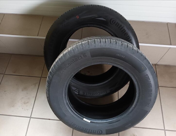 Hyundai i10 Hatchback 998,0 49 kw