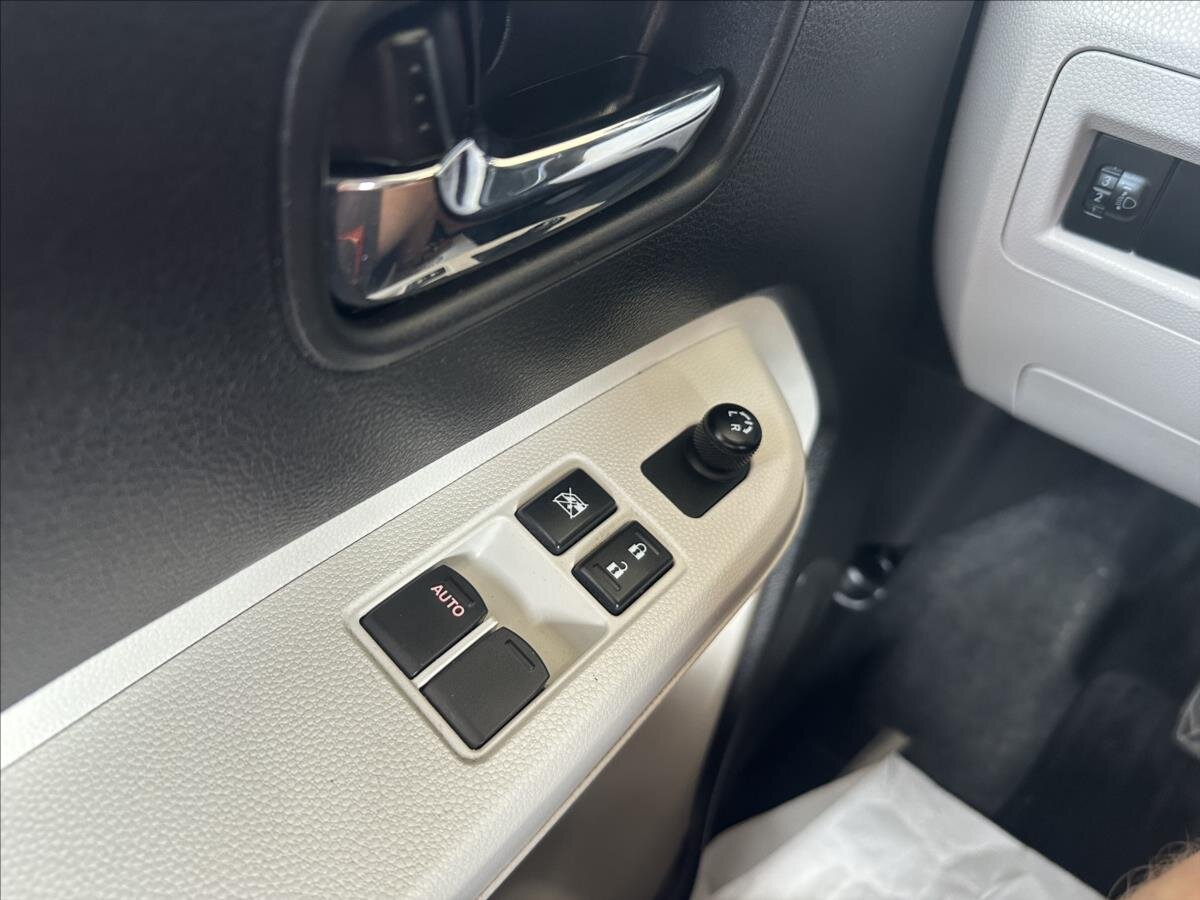 Suzuki Ignis Hatchback 1,2 l 66 kw