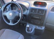 Fiat Scudo Kombi 2,0 l 94 kw
