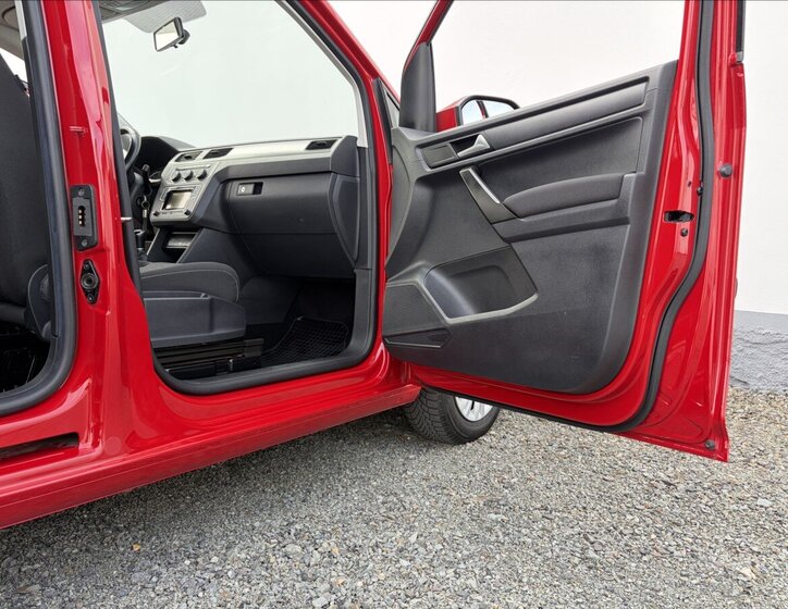 Volkswagen Caddy Kombi 2,0 l 75 kw