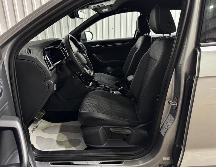 Volkswagen T-Roc MPV 2,0 l 110 kw