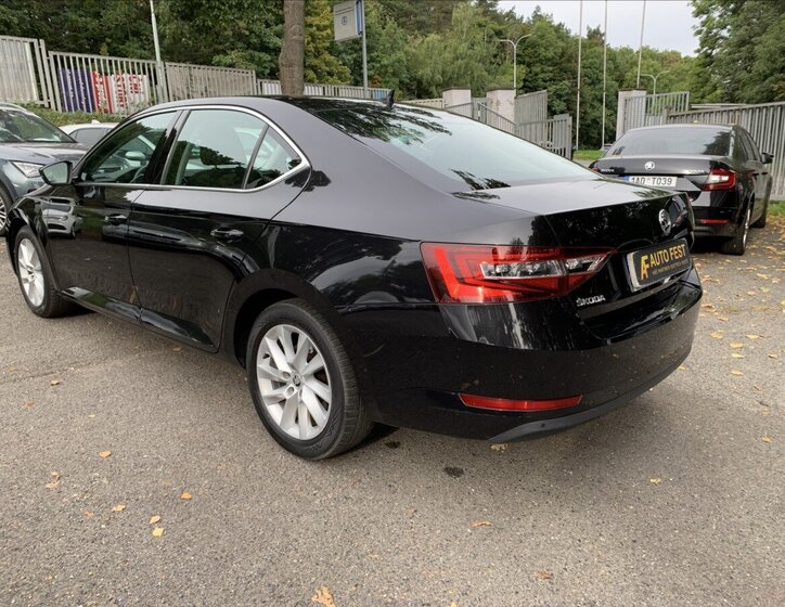 Škoda Superb 7