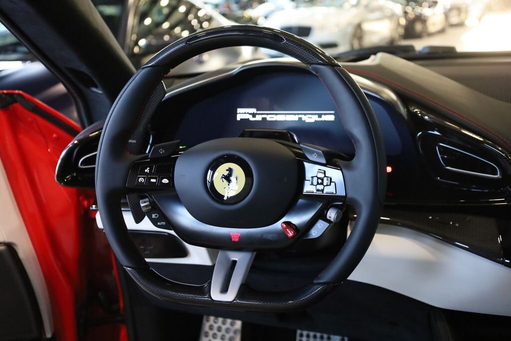 Ferrari Ostatní SUV / Terénní 6,5 l 533 kw