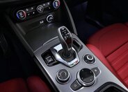 Alfa Romeo Stelvio SUV / Terénní 2,0 l 206 kw