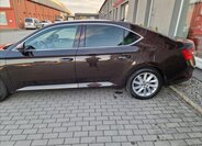 Škoda Superb Liftback 1,5 l 110 kw
