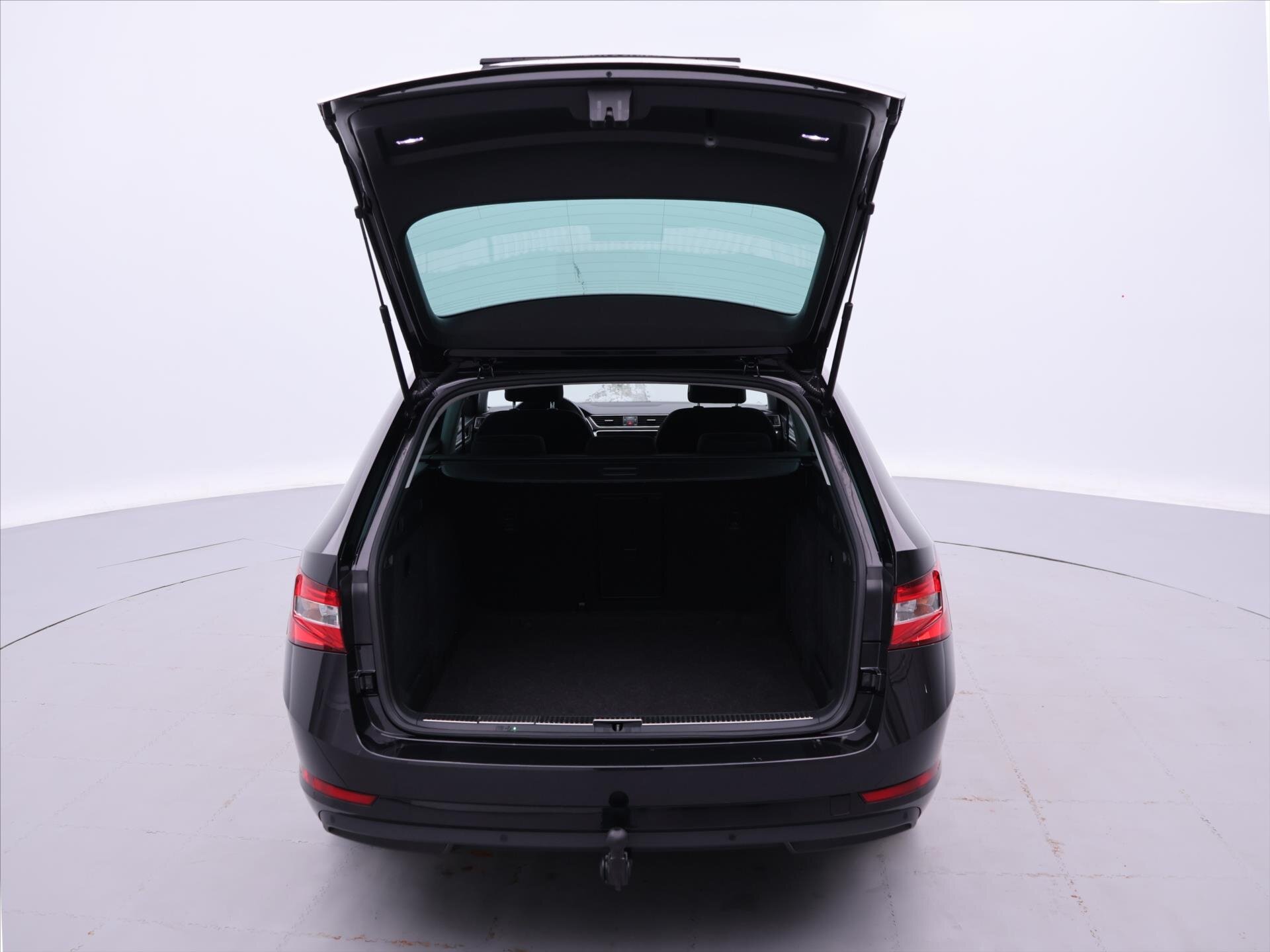 Škoda Superb Kombi 2,0 l 110 kw