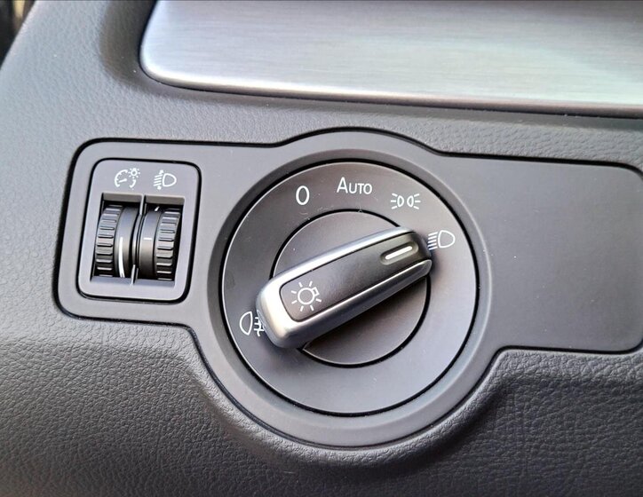 Volkswagen Passat Kombi 1,4 l 90 kw