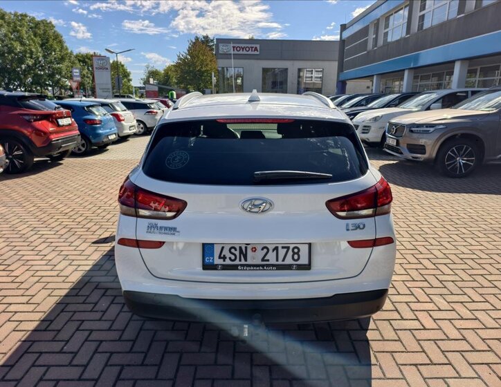 Hyundai i30 Kombi 1,4 l 103 kw