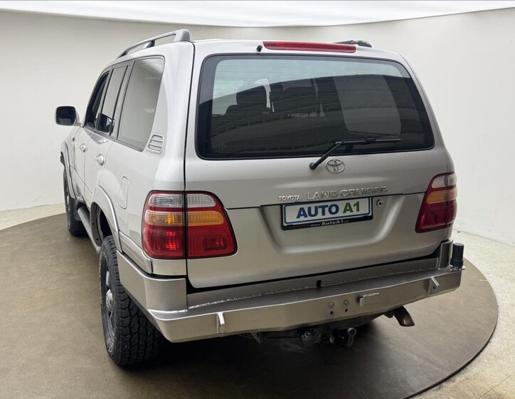 Toyota Land Cruiser SUV / Terénní 4,2 l 150 kw