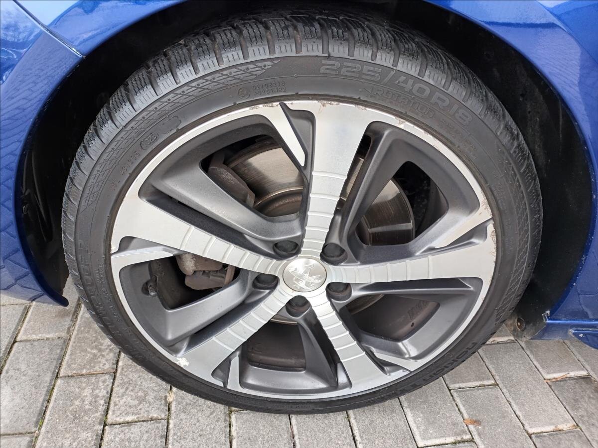 Peugeot 308 Hatchback 2,0 l 130 kw
